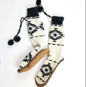 VTG 90's 00's Alaskans Eskimo Non Skid Knit Socks